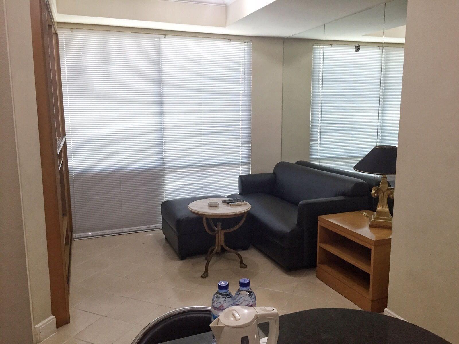 Batavia Hotel & Serviced Apartments Jakarta Luaran gambar
