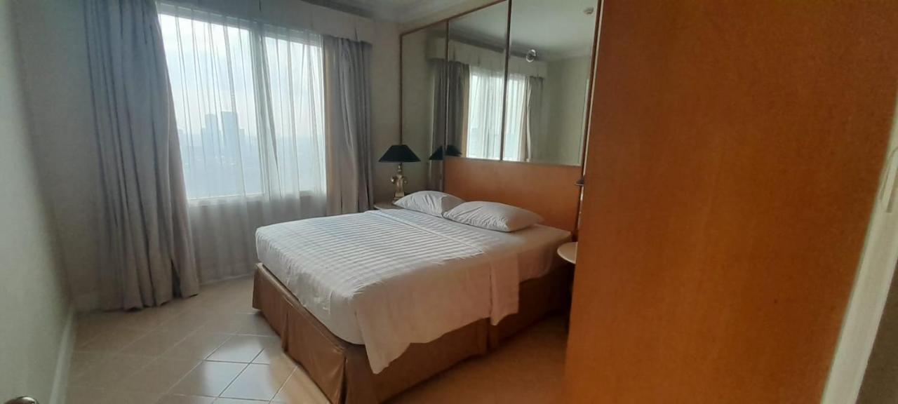 Batavia Hotel & Serviced Apartments Jakarta Luaran gambar