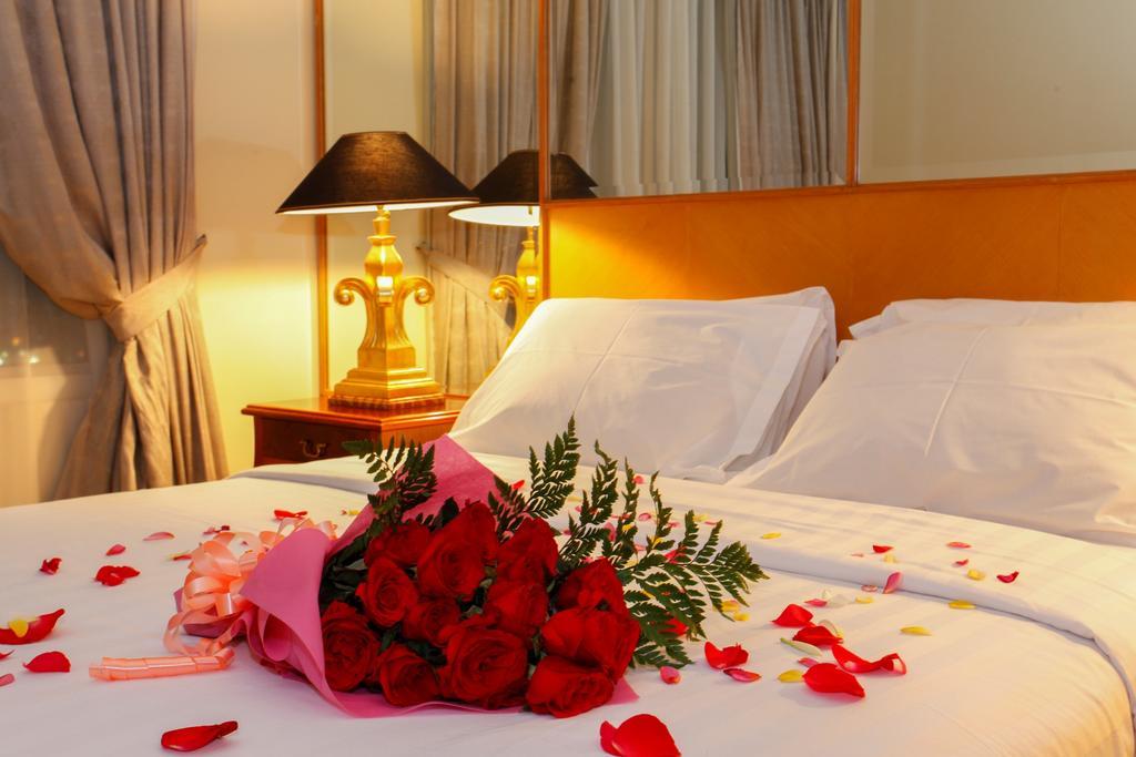 Batavia Hotel & Serviced Apartments Jakarta Luaran gambar