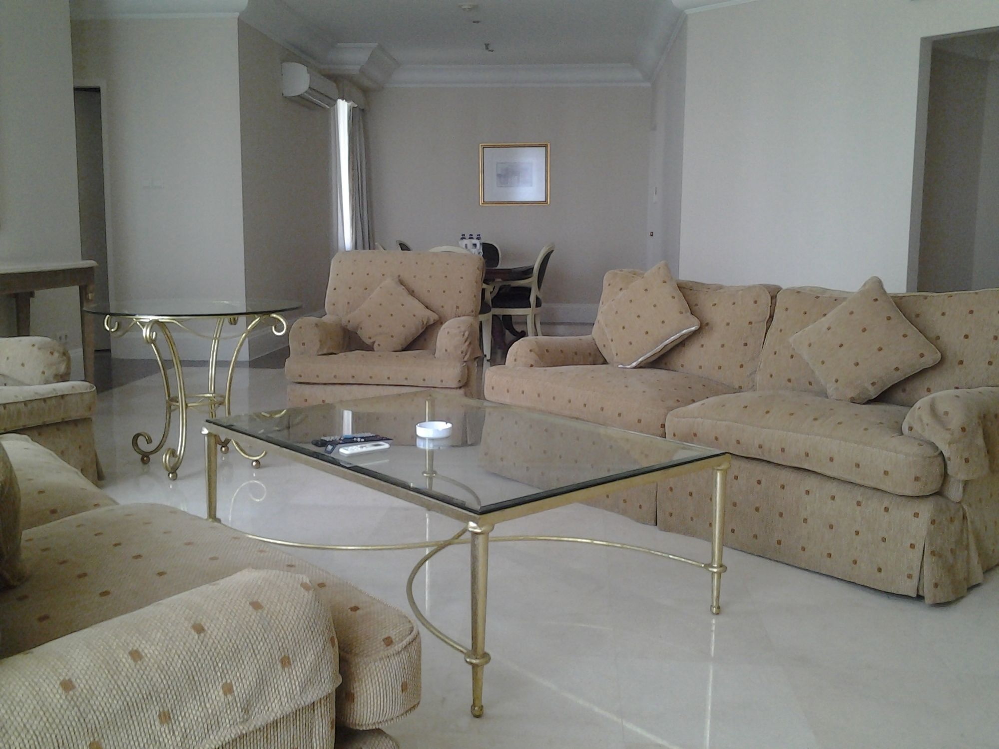 Batavia Hotel & Serviced Apartments Jakarta Luaran gambar